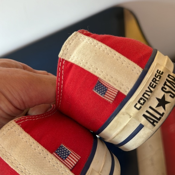 Converse All-Stars patriotic red white & blue - hardly worn excellent condition - Picture 5 of 12